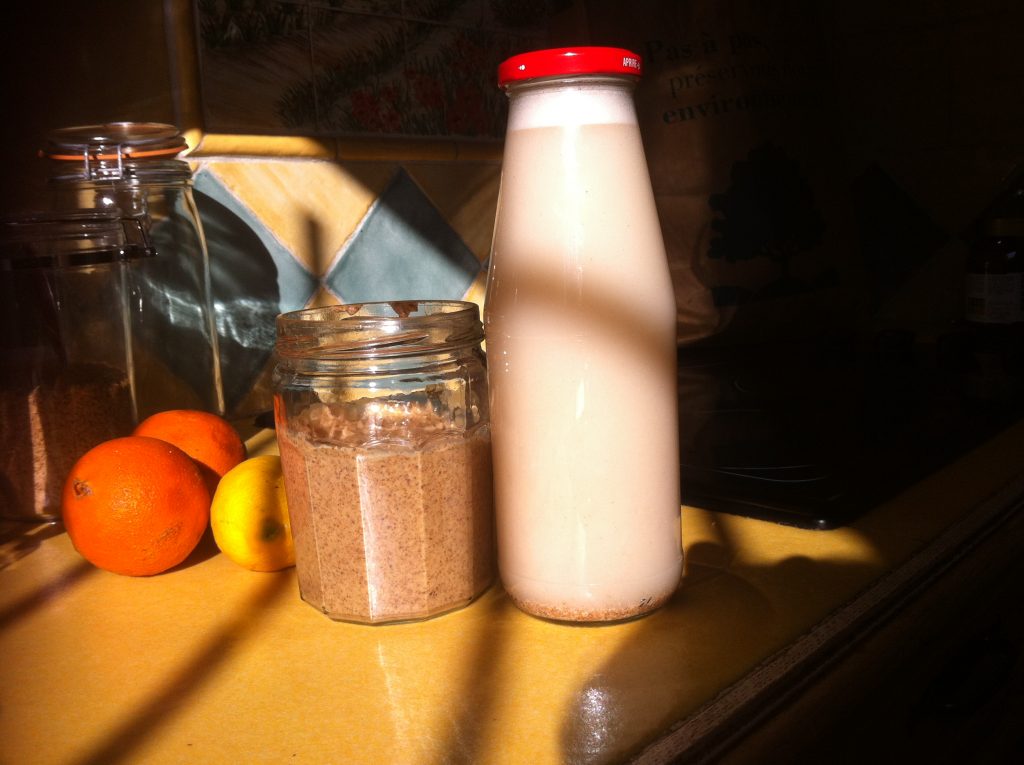 lait et purée d'amandes maison